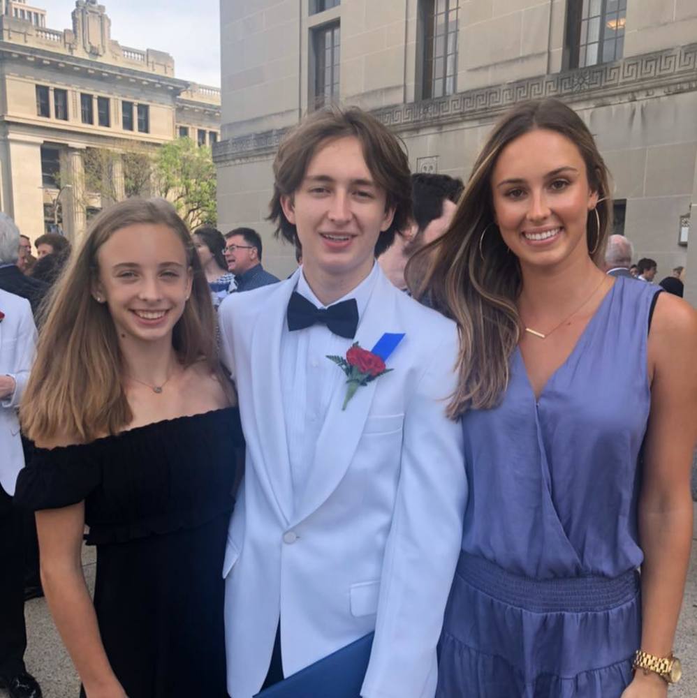 Meet your Posher, Kelly